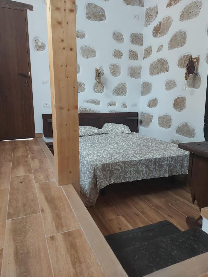 アロナCasa Roberta Aguaアパートメント エクステリア 写真